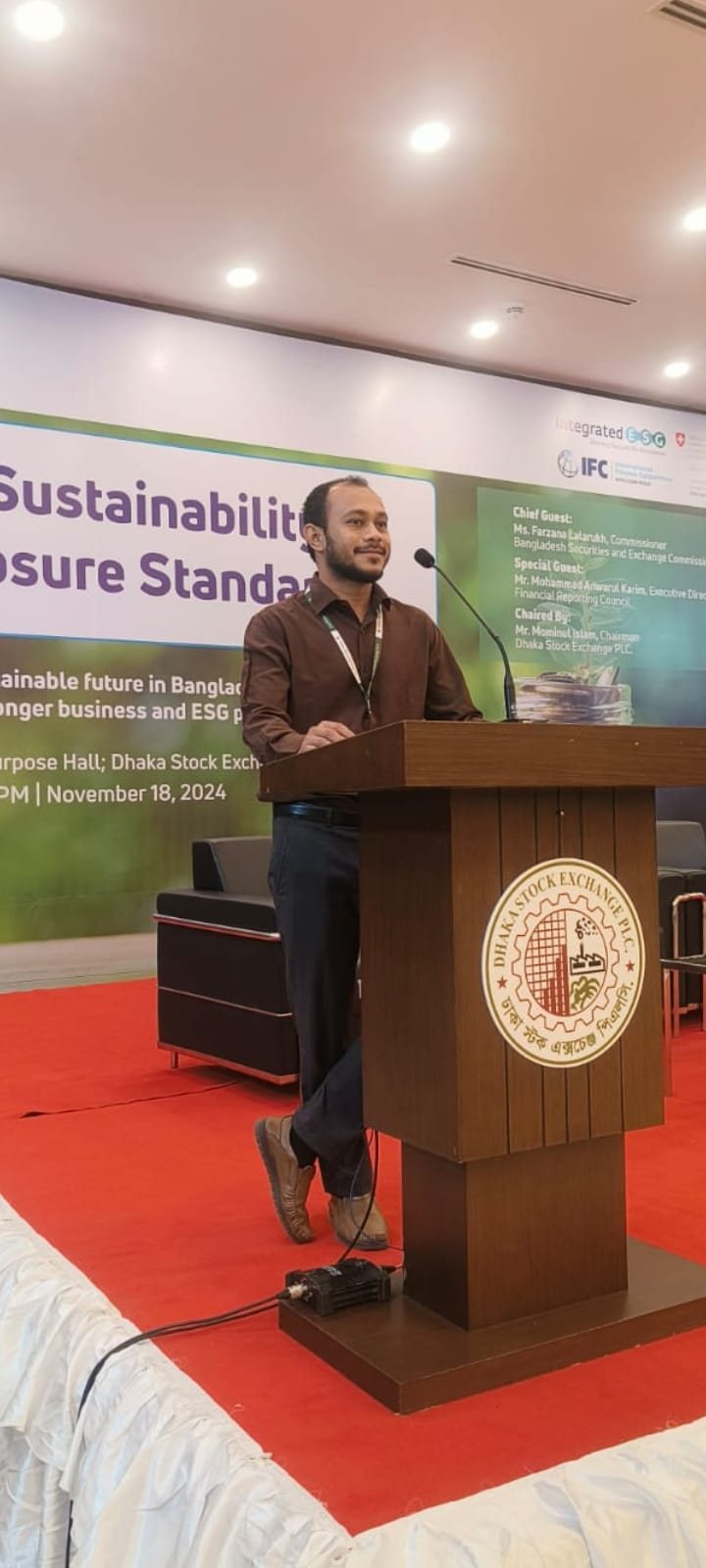 Md Jamil Hasan speaking at a sustainability disclosure event at the Dhaka Stock Exchange